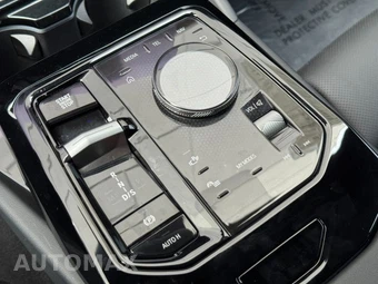 2024 BMW 5 Series Sedan 530i M SPORT LINE - miniatura 34