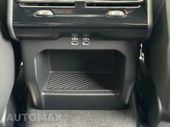 2024 BMW 5 Series Sedan 530i M SPORT LINE - miniatura 37