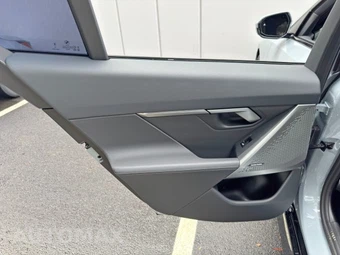 2024 BMW 5 Series Sedan 530i M SPORT LINE - miniatura 46