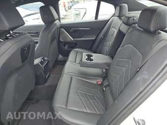 2024 BMW 5 Series Sedan 530i - miniatura 13