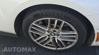 2024 BMW 5 Series Sedan 530i - miniatura 25