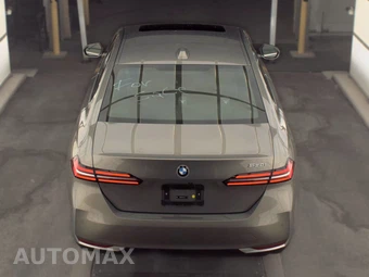2024 BMW 5 Series Sedan 530i - miniatura 6