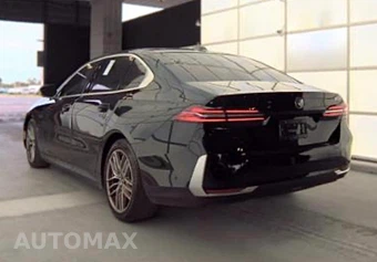 2024 BMW 5 Series Sedan 530i - miniatura 4