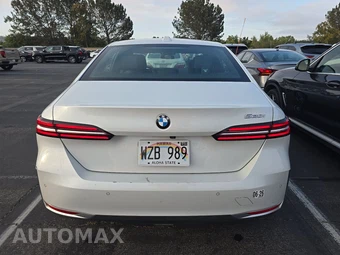 2024 BMW 5 Series Sedan 530i - miniatura 5