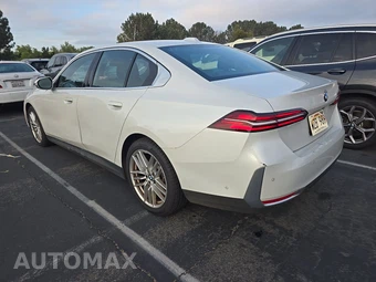 2024 BMW 5 Series Sedan 530i - miniatura 6