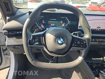 2024 BMW 5 Series Sedan 530i – miniatura 10
