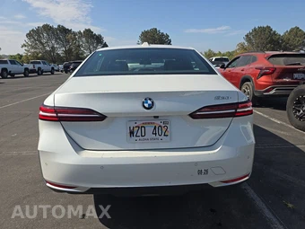 2024 BMW 5 Series Sedan 530i – miniatura 5