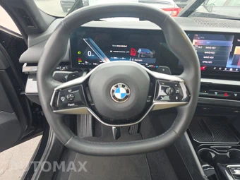 2024 BMW 5 Series Sedan 530i - miniatura 10