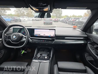 2024 BMW 5 Series Sedan 530i - miniatura 11