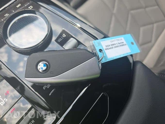 2024 BMW 5 Series Sedan 530i - miniatura 5