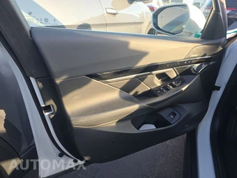 2024 BMW 5 Series Sedan 530i - miniatura 9
