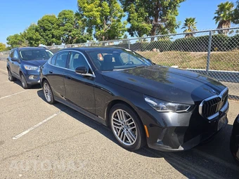 2024 BMW 5 Series Sedan 530i - miniatura 3