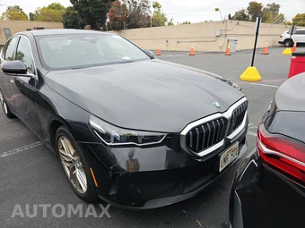 2024 BMW 5 Series Sedan 530i - miniatura 2
