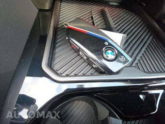 2024 BMW 5 Series Sedan 530i xDrive M SPORT LINE - miniatura 8