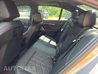 2024 BMW 5 Series Sedan 530i xDrive - miniatura 13