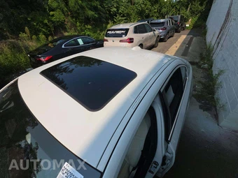 2024 BMW 5 Series Sedan 530i xDrive - miniatura 12