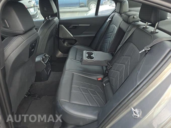2024 BMW 5 Series Sedan 530i xDrive - miniatura 13