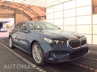 2024 BMW 5 Series Sedan 530i xDrive - miniatura 3