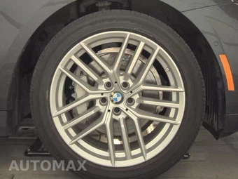 2024 BMW 5 Series Sedan 530i xDrive - miniatura 10