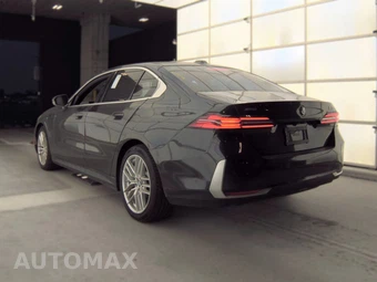 2024 BMW 5 Series Sedan 530i xDrive - miniatura 8