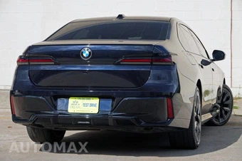 2024 BMW 7 Series 740i - miniatura 3