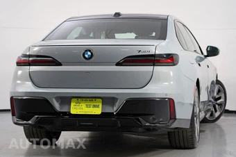 2024 BMW 7 Series 740i - miniatura 3