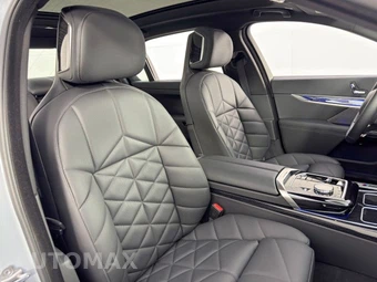 2024 BMW 7 Series 740i - miniatura 46