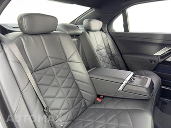 2024 BMW 7 Series 740i - miniatura 48