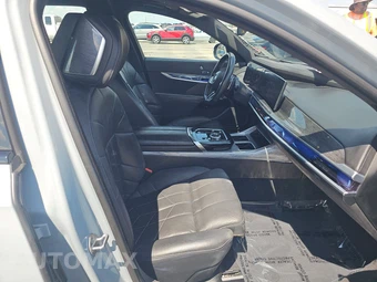 2024 BMW 7 Series 740i - miniatura 8