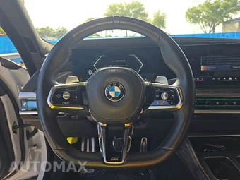 2024 BMW 7 Series 740i – miniatura 10