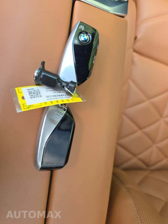 2024 BMW 7 Series 740i xDrive - miniatura 8