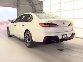 2024 BMW 7 Series 740i xDrive - miniatura 6