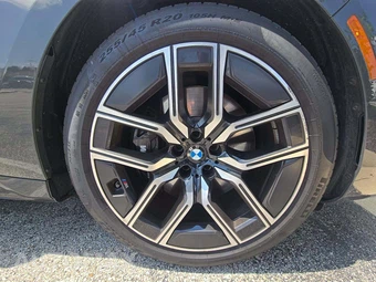 2024 BMW 7 Series 740i xDrive - miniatura 26