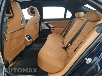 2024 BMW 7 Series 740i xDrive - miniatura 13