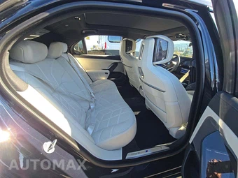 2024 BMW 7 Series 760i xDrive - miniatura 16