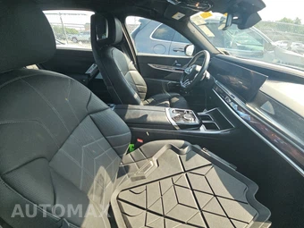 2024 BMW 7 Series 760i xDrive – miniatura 8