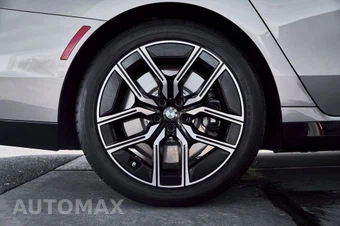 2024 BMW 7 Series 760i xDrive - miniatura 20