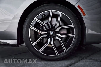 2024 BMW 7 Series 760i xDrive - miniatura 21