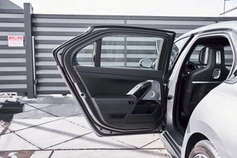 2024 BMW 7 Series 760i xDrive - miniatura 27