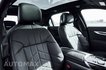 2024 BMW 7 Series 760i xDrive - miniatura 42