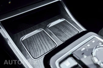 2024 BMW 7 Series 760i xDrive - miniatura 71