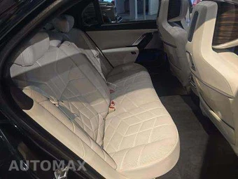 2024 BMW 7 Series 760i xDrive – miniatura 16