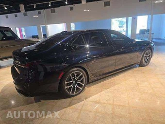 2024 BMW 7 Series 760i xDrive – miniatura 3