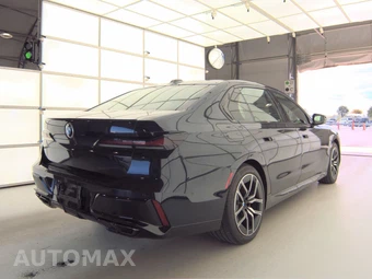 2024 BMW 7 Series 760i xDrive – miniatura 4
