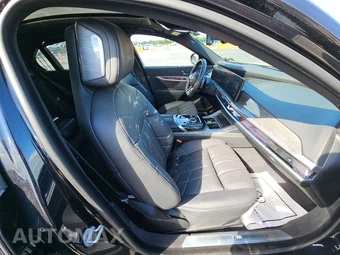 2024 BMW 7 Series 760i xDrive – miniatura 8