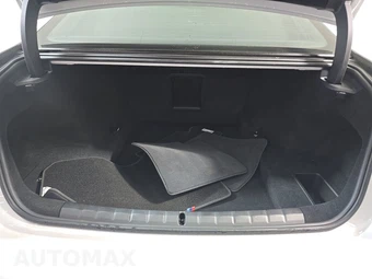 2024 BMW 7 Series 760i xDrive - miniatura 17