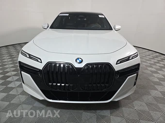2024 BMW 7 Series 760i xDrive - miniatura 2