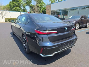 2024 BMW 7 Series Sedan 750e xDrive – miniatura 2