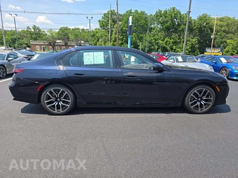 2024 BMW 7 Series Sedan 750e xDrive – miniatura 4