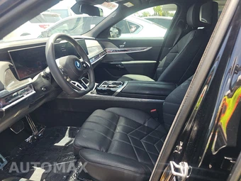 2024 BMW 7 Series Sedan 750e xDrive – miniatura 7